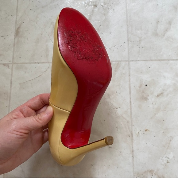 $875 Christian Louboutin Made in Italy Dolly Yellow Patent Leather Pump Heels 7 - Picture 13 of 14